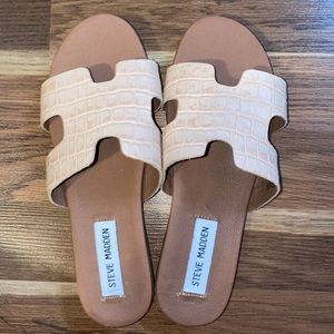 Steven Madden Sandals